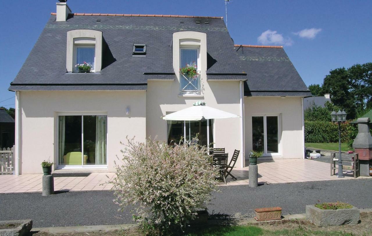 Amazing Apartment In Roz-Landrieux With Kitchen Exteriér fotografie